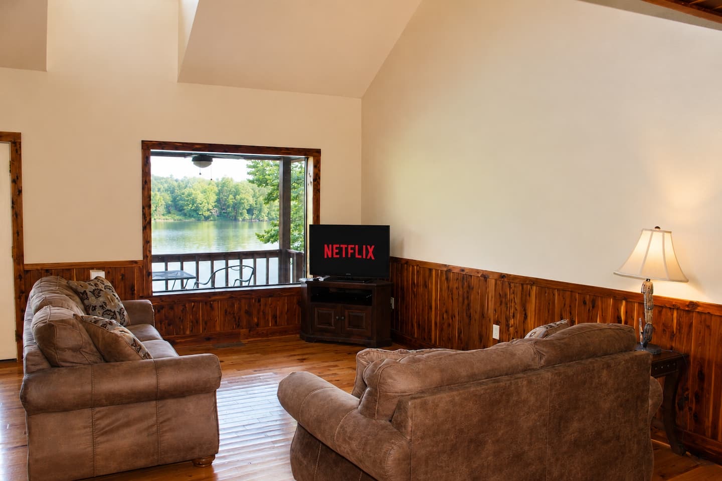 Cabin 770 · interior