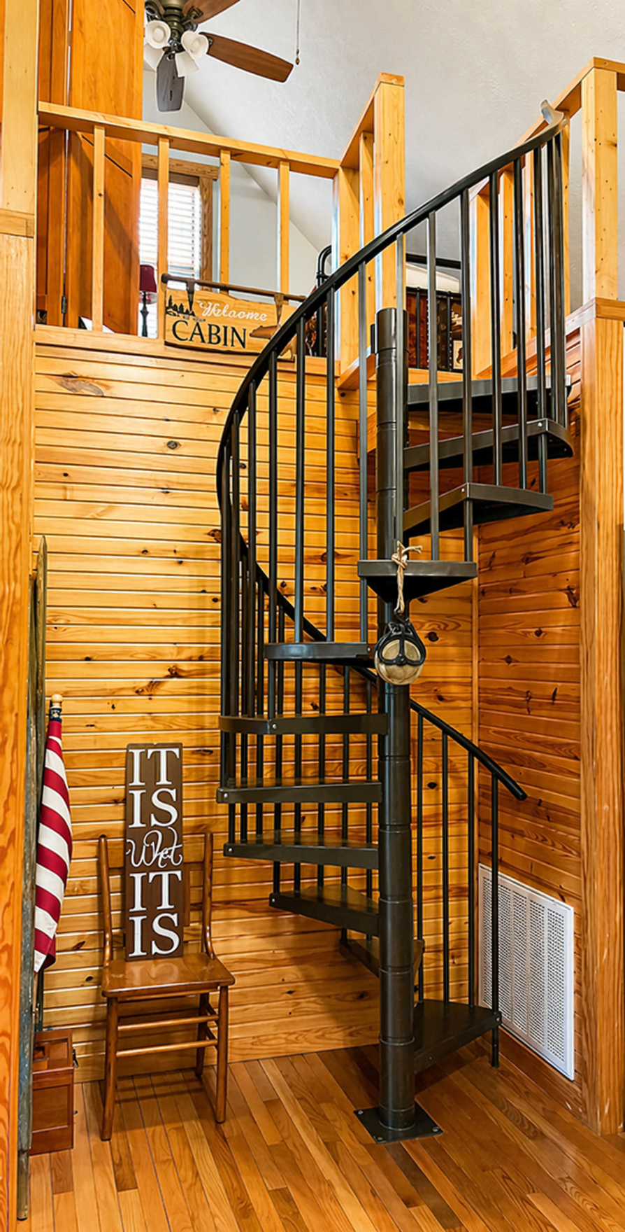 Spiral staircase to loft